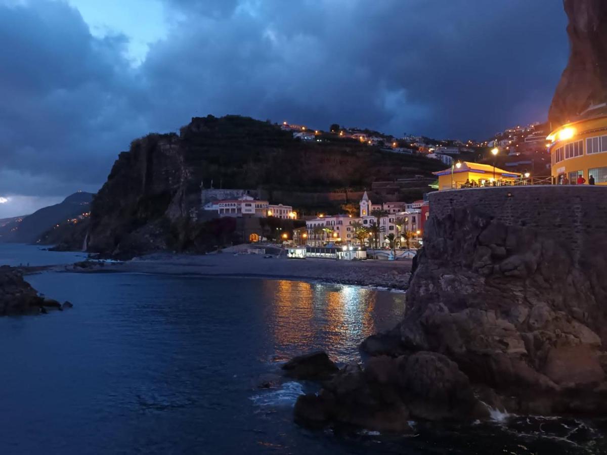 Vаrаndаs Dо Sоl-Vista Relaxante Entre Mar E Montanha Apartamento Ponta do Sol  Exterior foto
